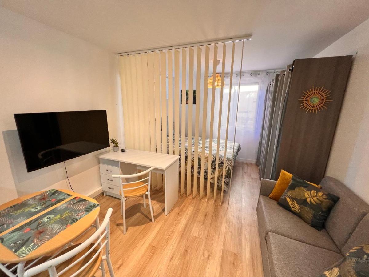 Appartements Calmes - Standing - Hypercentre - Clim - Wifi - Netflix Montpellier Esterno foto