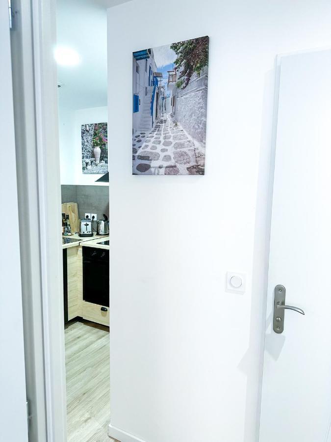 Appartements Calmes - Standing - Hypercentre - Clim - Wifi - Netflix Montpellier Esterno foto