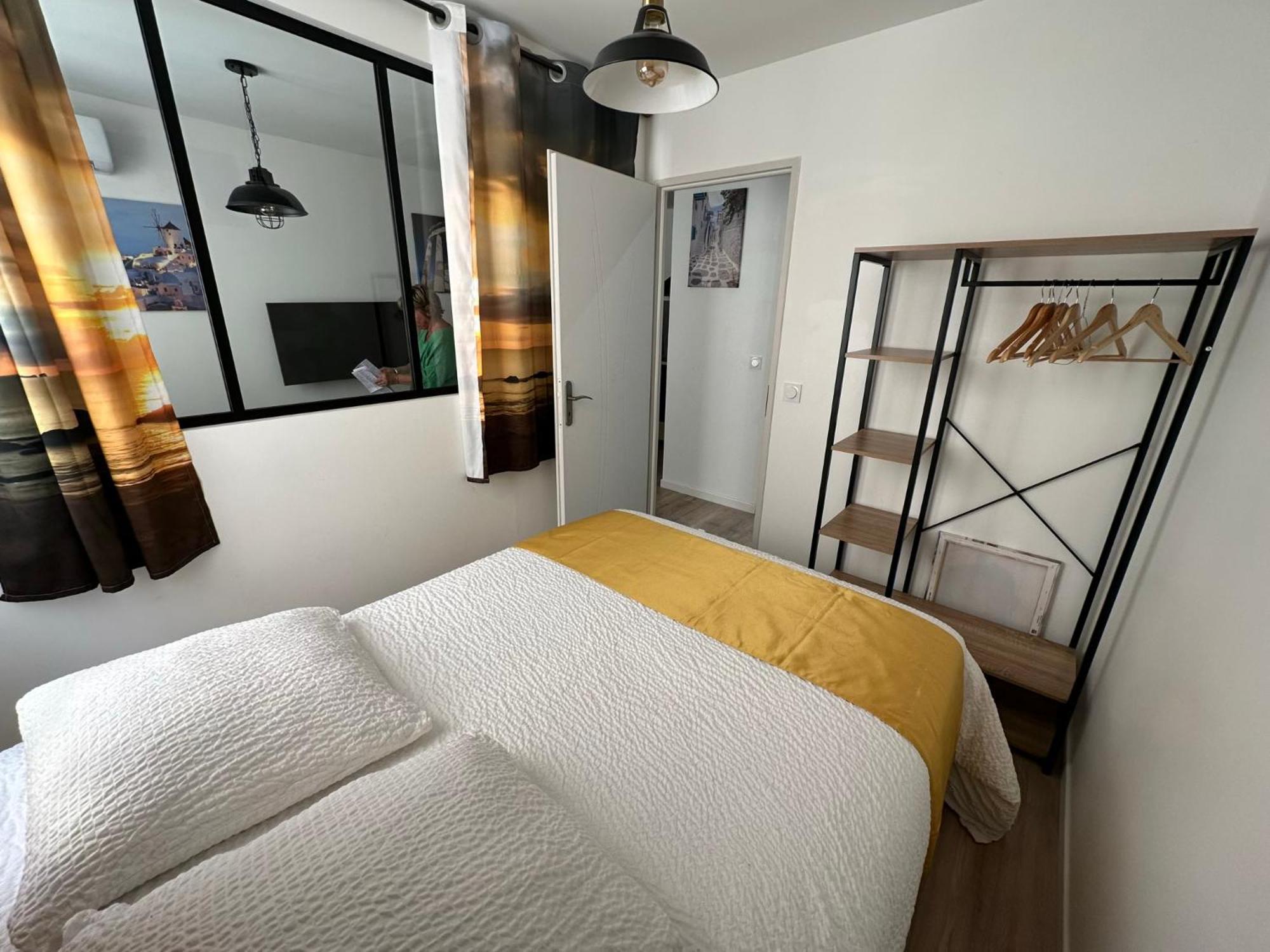 Appartements Calmes - Standing - Hypercentre - Clim - Wifi - Netflix Montpellier Esterno foto